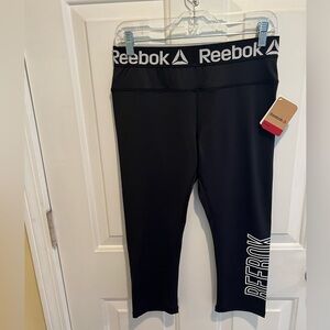 Reebok skinny capri leggings size M NWT